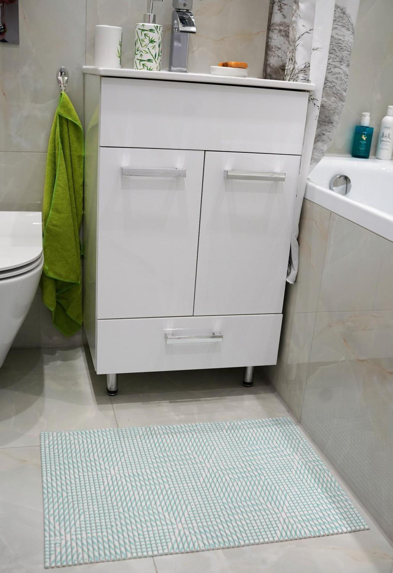With Small Tub Warschau
