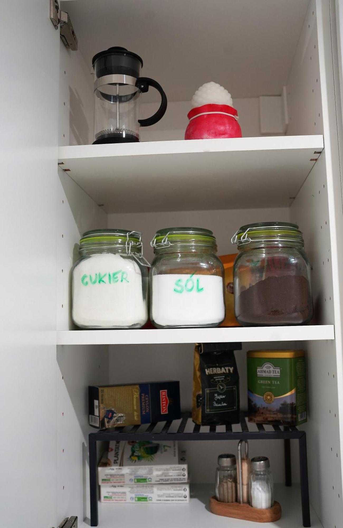 Butas With Small Tub *